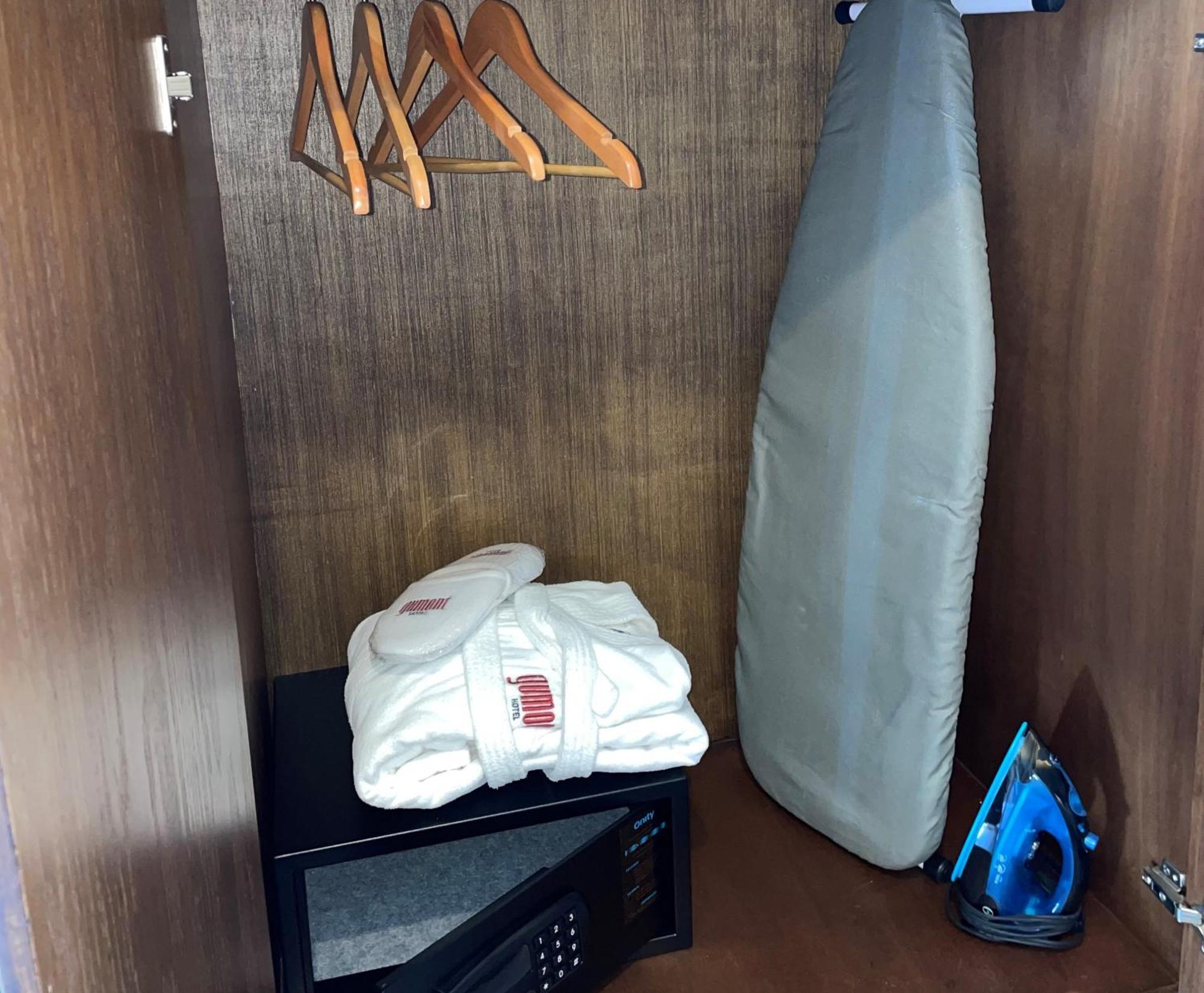 Gumont Guadalajara Lopez Mateos - Minerva Hotel Cameră foto